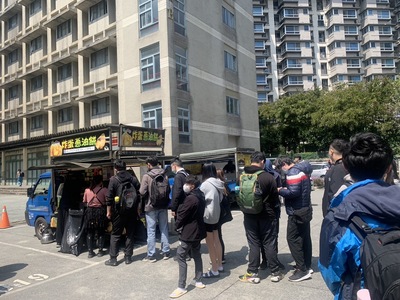 淡水校區餐車3