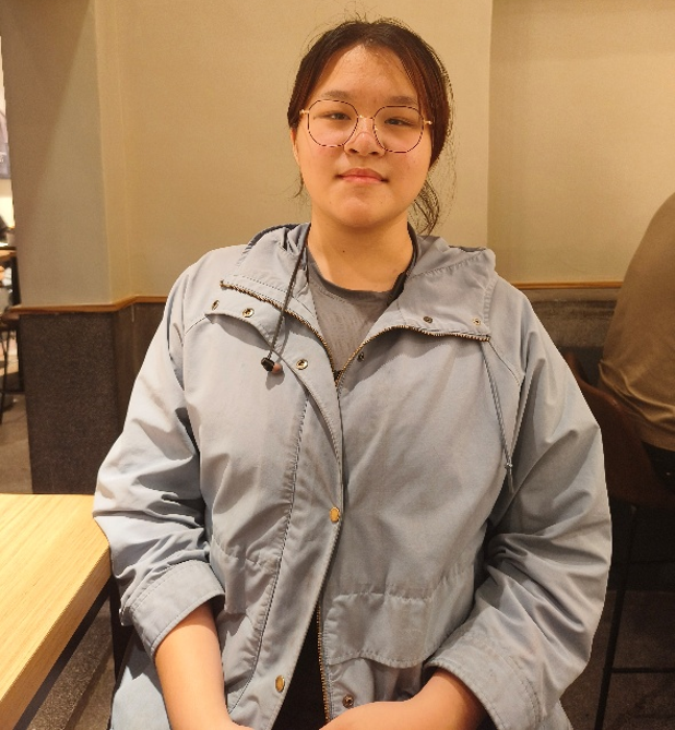 四航三甲 邱紫晴