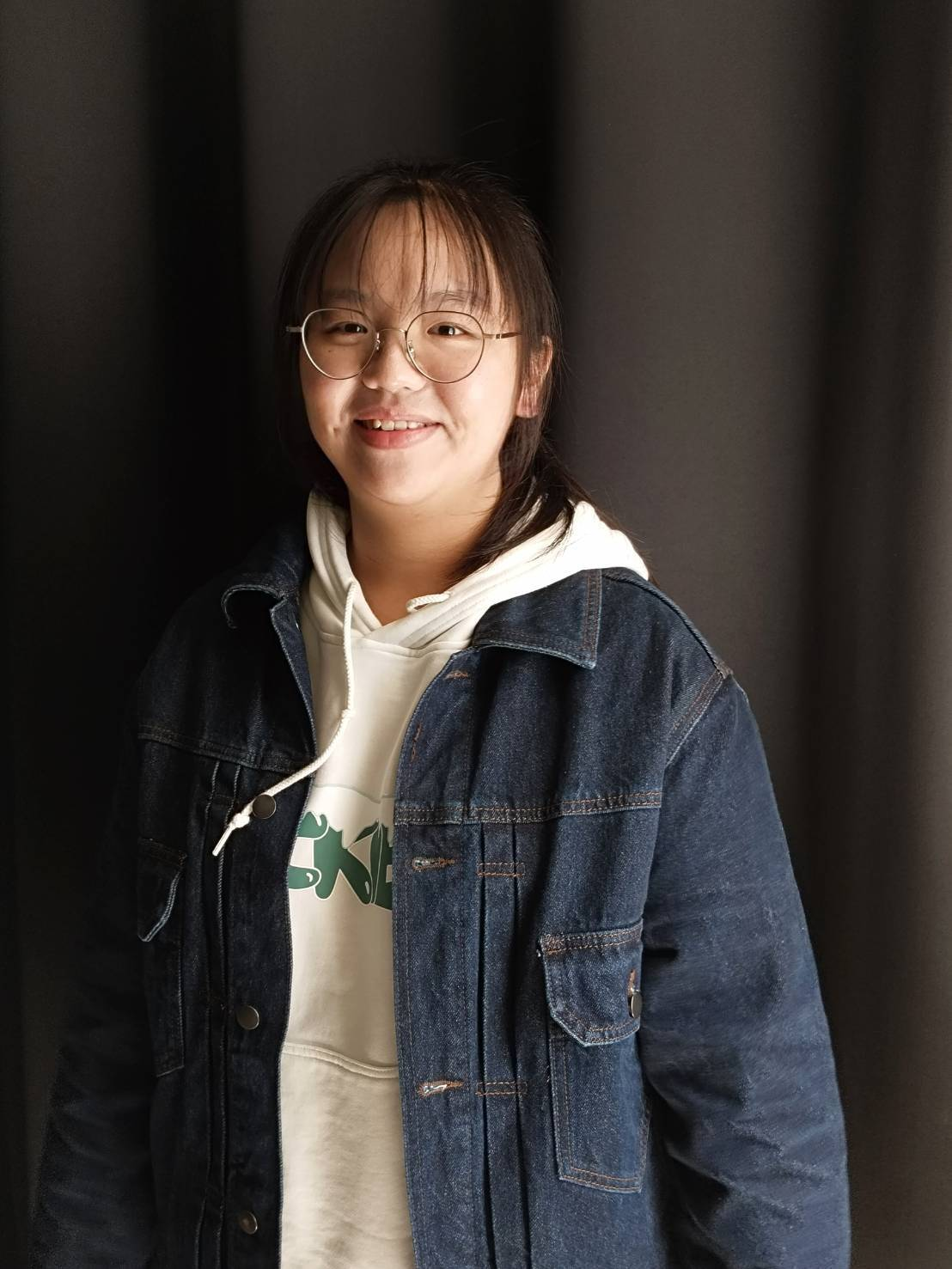 四媒三甲_陳御婷