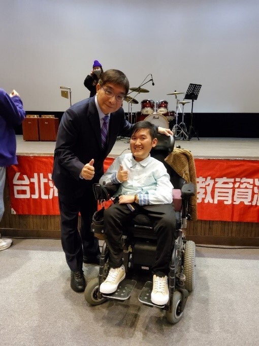海觀碩二 張孜維 海觀碩二 張孜維